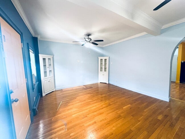 Building Photo - 63 Van Reypen St