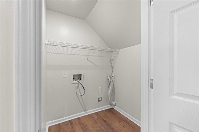 Building Photo - 6015 Canaan Woods Dr SW