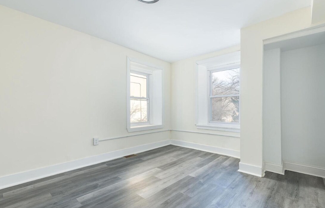 Building Photo - 46 W Washington Ln