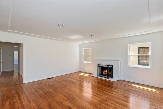 Building Photo - 3495 N Sierra Way