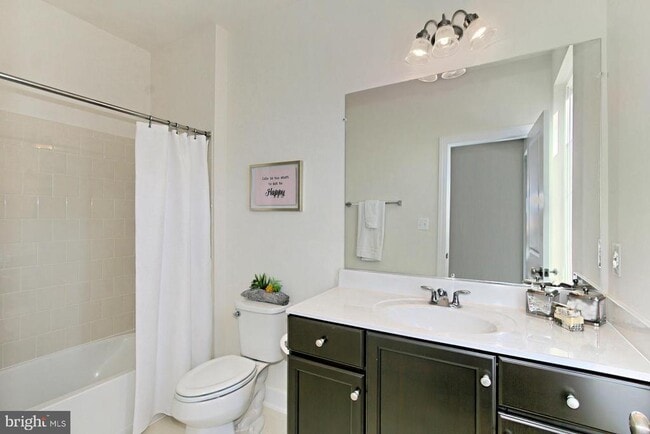 Building Photo - 23109 Cottonwillow Sq