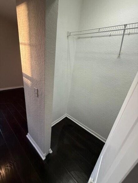 Building Photo - 821 Pipers Cay Dr