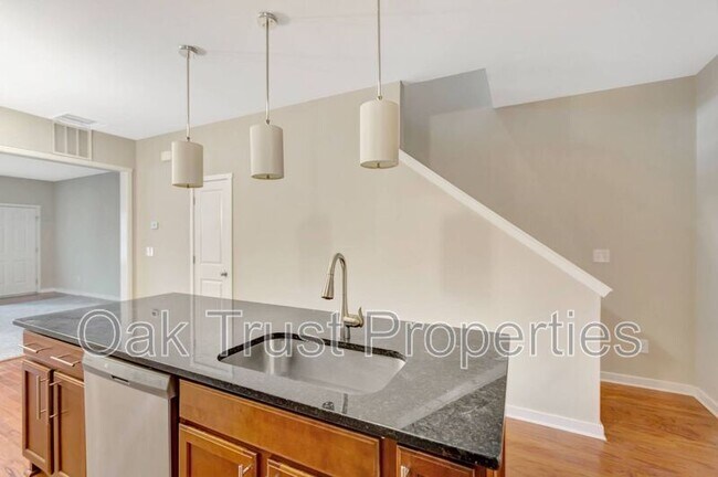 Building Photo - 75 Branch Creek Trail