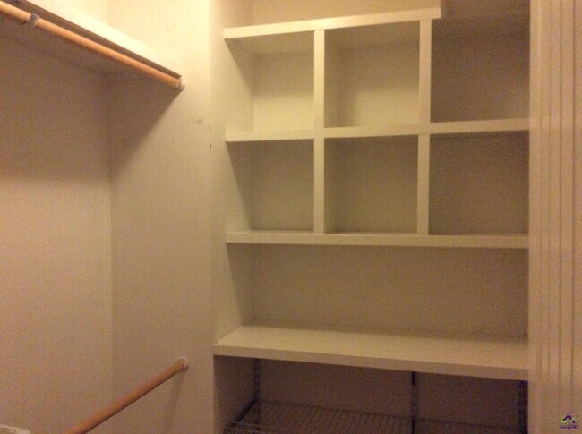 Building Photo - 464 Loblolly Ln