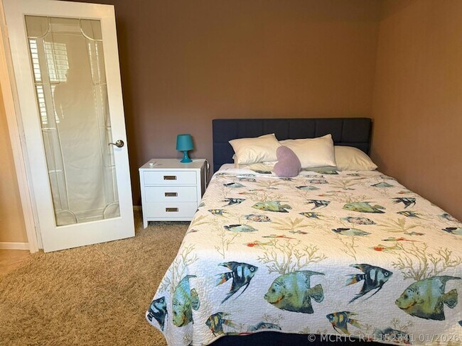 Building Photo - 328 W Coral Trace Cir