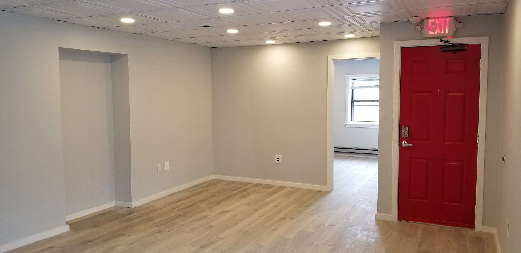 Building Photo - 2315 E Westmoreland St