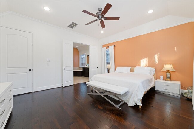 Building Photo - 17411 Aberdeenshire Dr