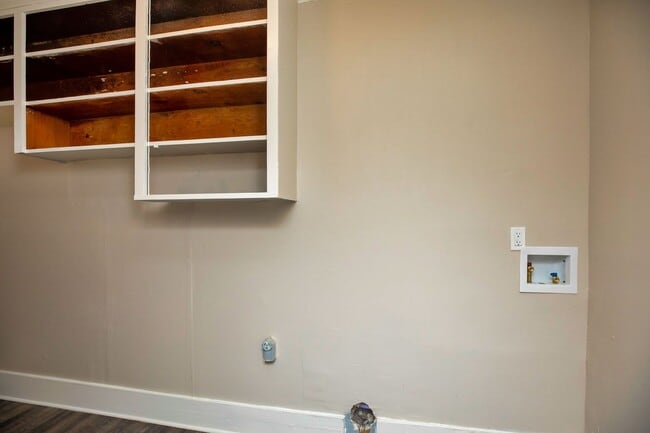 Building Photo - ** 3 bed 2 bath located in Dalraida **Call...