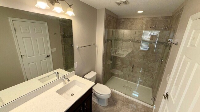 Building Photo - 8569 Vedder Ln