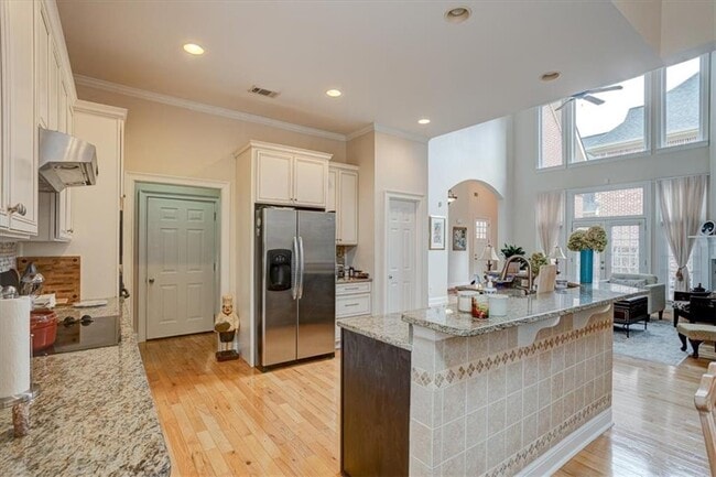 Building Photo - 5962 Spalding Park Pl