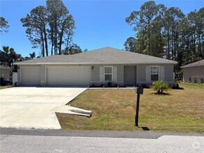 Building Photo - 16 Ramrock Ln