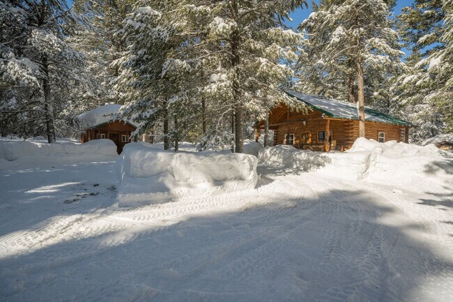 Building Photo - 3980 Bootjack Dr