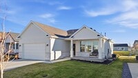 Building Photo - Single Family Rental in The Village at Fox Meadows | Mountain Views, Pool and Community Amenities