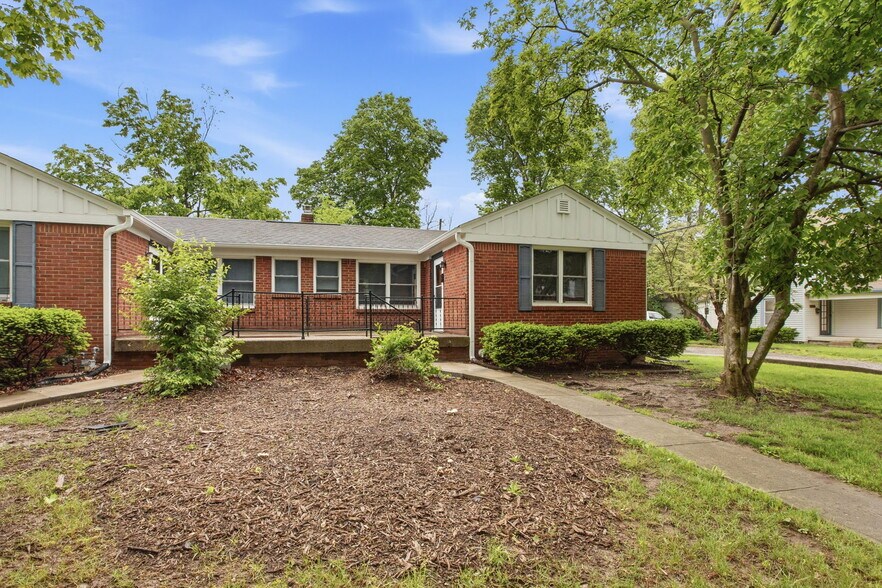 Building Photo - 4612 Rookwood Ave