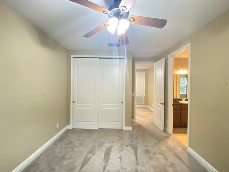 Building Photo - EAGLE CREEK (LAKE NONA) - 4BR/3.5BA TWO ST...