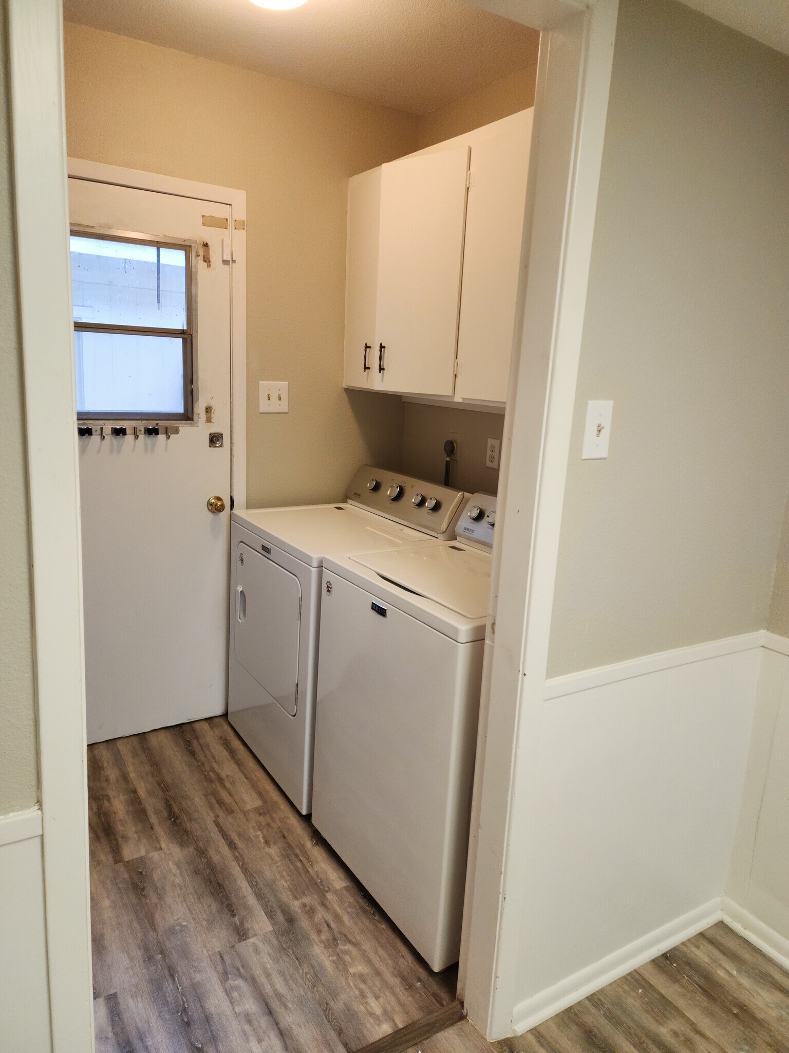 Building Photo - 9317 Powhatan Dr