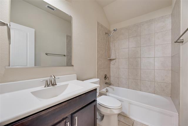 Building Photo - 16417 Stillhouse Hollow Ct