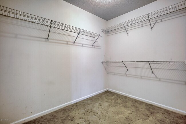 Building Photo - 442 Big Tree Rd