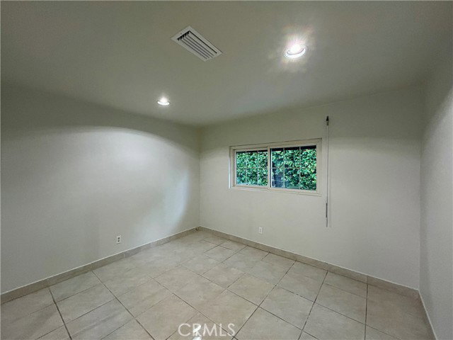 Building Photo - 3132 Estado St