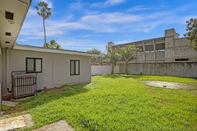 Building Photo - 8240 NW 1st Pl