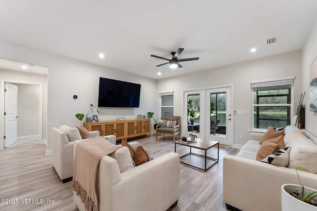 Building Photo - 50 Sydney Cv