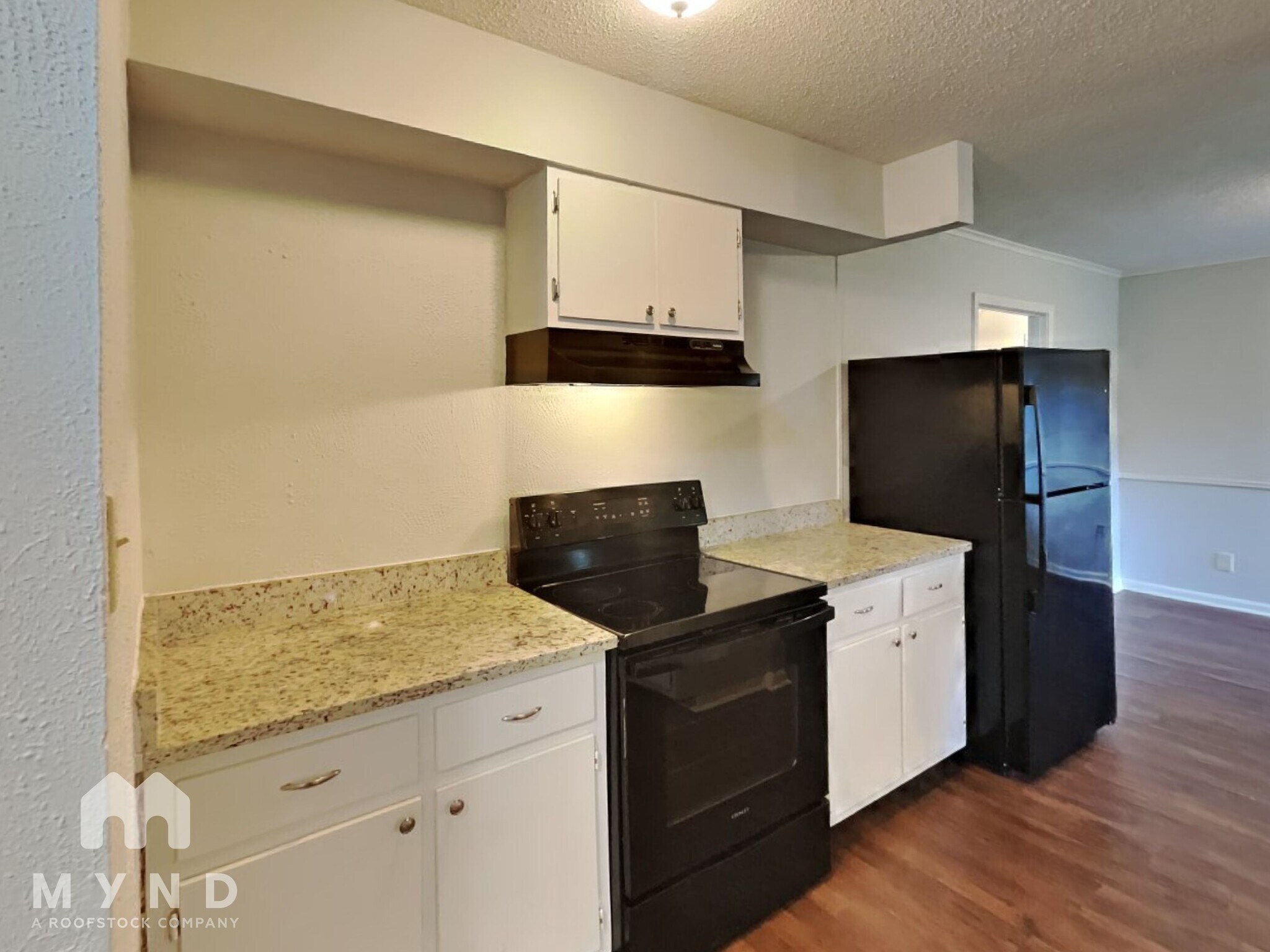 Building Photo - 2274 Ashland Dr
