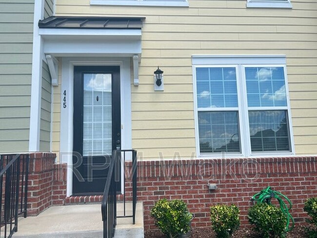 Building Photo - 445 Rally Point Pl
