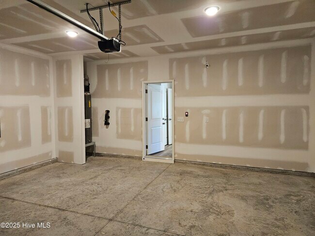 Building Photo - 76 Cobbler Wy
