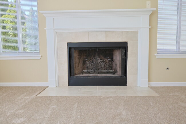 Building Photo - 14252 S Hemingway Cir