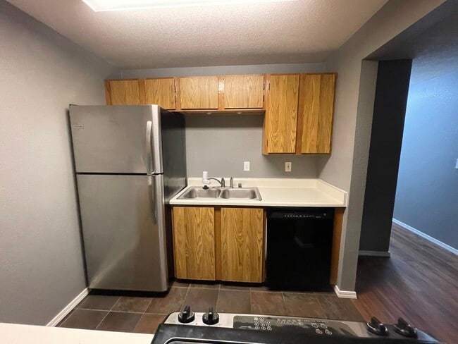 Building Photo - 19853 25th Ave NE