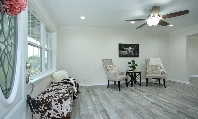 Building Photo - 8741 Blankenship Dr