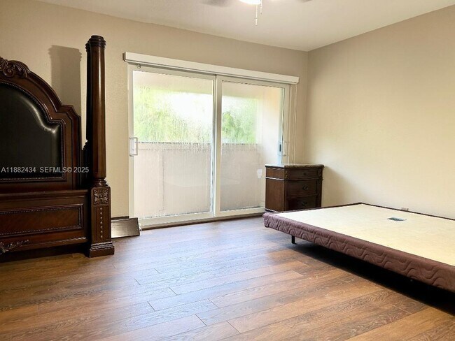 Building Photo - 875 NW 80th Terrace