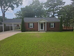 Building Photo - Charming 3 Bedroom, 2 Bath Home in Cookeville!