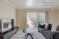 Building Photo - 170 Locksunart Way