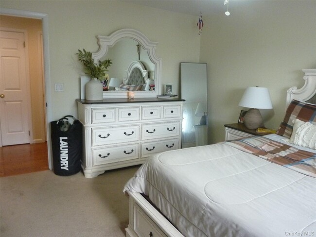 Building Photo - 143 Parkside Dr