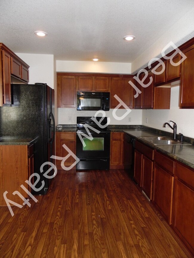 Building Photo - 4113 Gunsmoke Rd