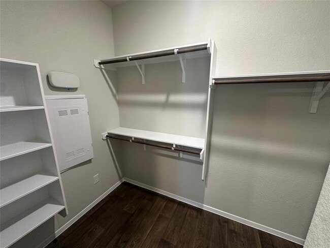 Building Photo - 2700 Towy Rd