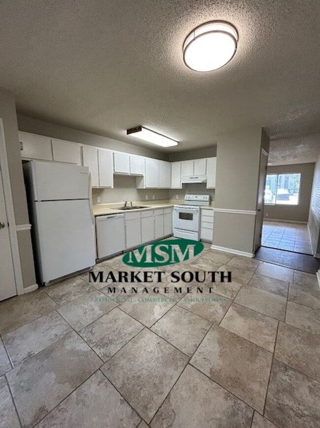 Building Photo - Bull River Shoals - Condo