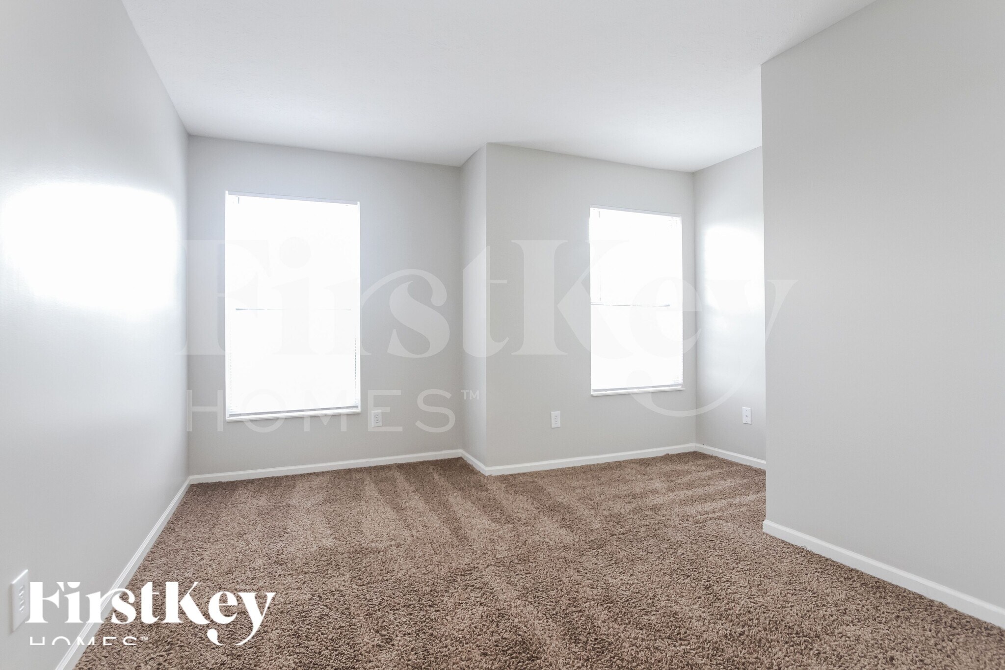 Building Photo - 7474 Carnation Ln