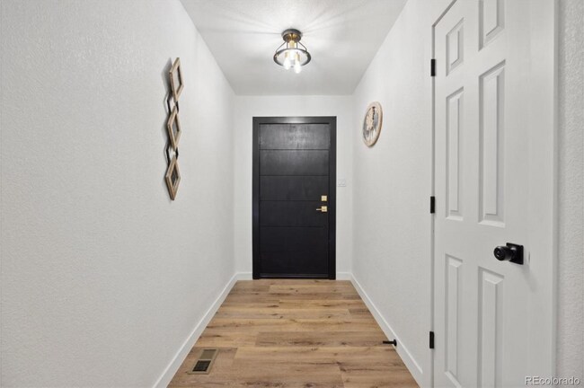 Building Photo - 6050 E Alameda Ave