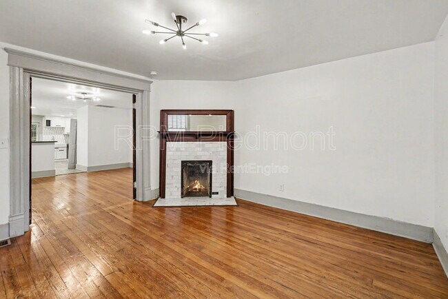 Building Photo - 931 Oglethorpe Ave SW