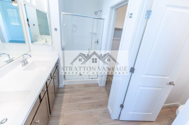 Building Photo - 1051 W. Diamondback Dr.