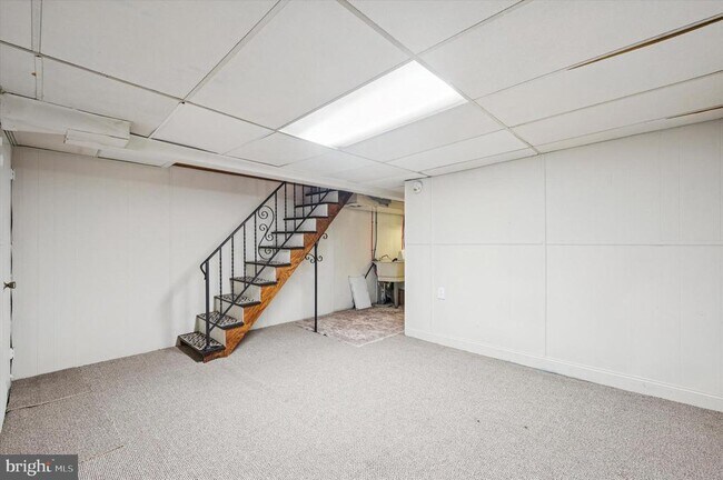 Building Photo - 650 Magnolia Ave