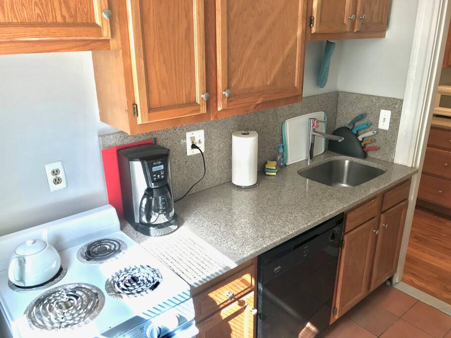 Building Photo - 109 Strathmore Rd