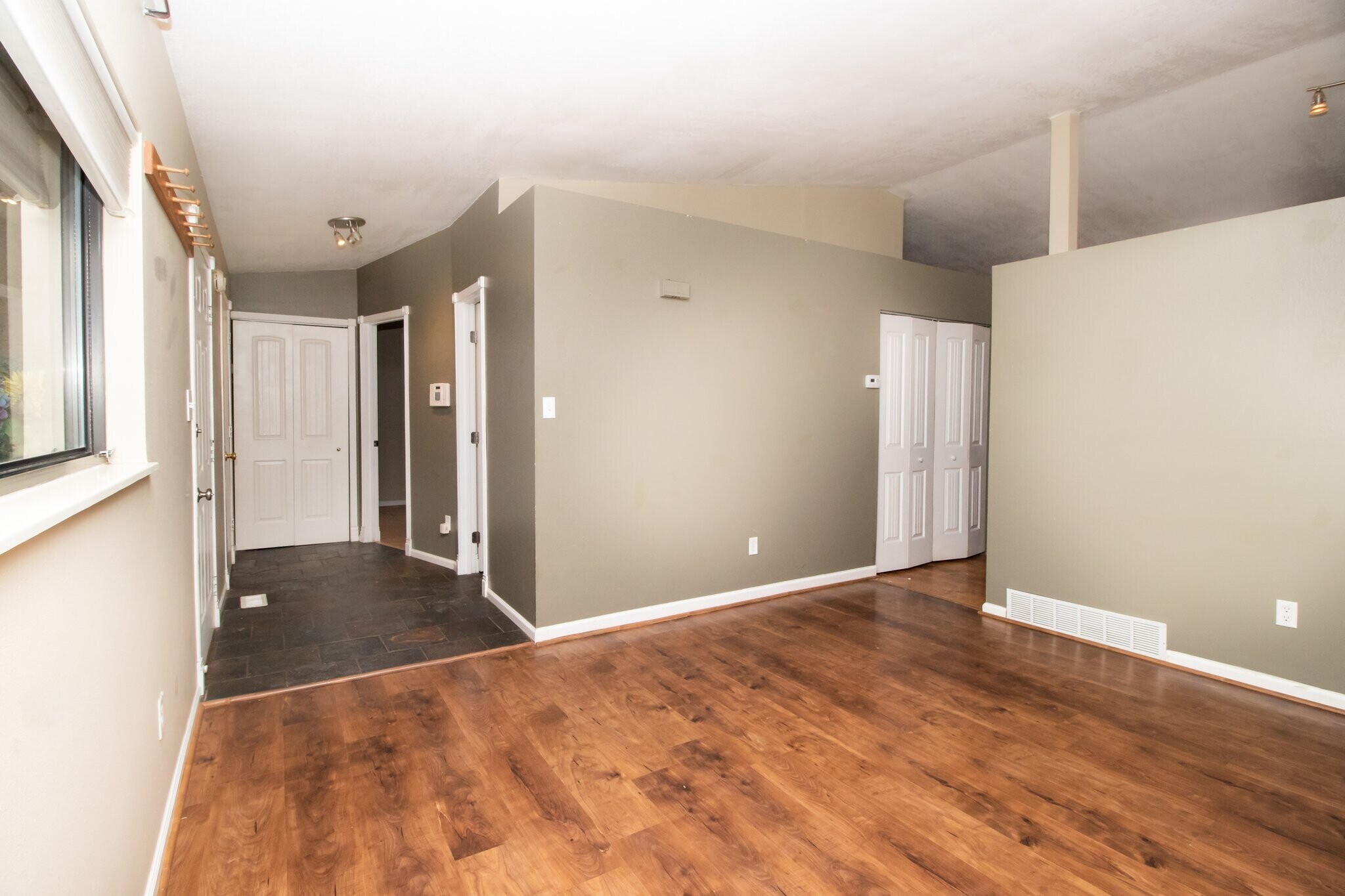 Building Photo - 5742 Stoney Pass Dr