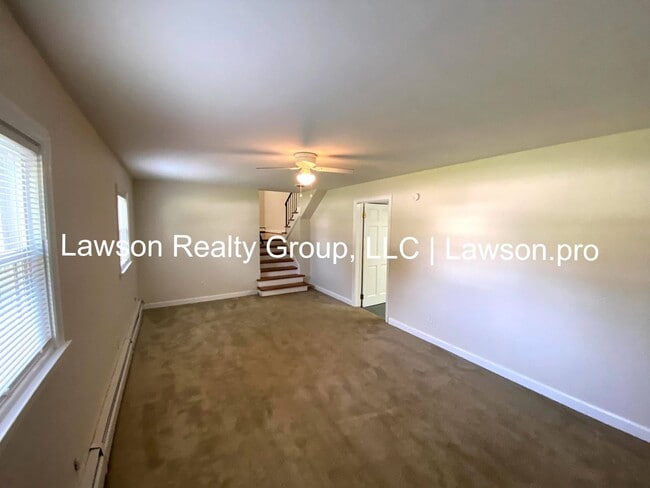 Building Photo - 1706 Glendon Rd