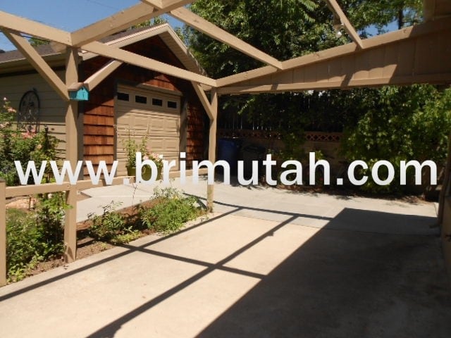 Building Photo - 1341 Kensington Ave