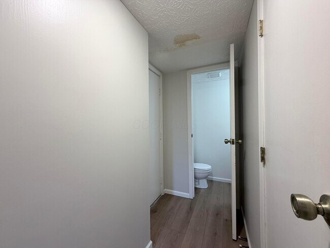 Building Photo - 4849 Herndon Dr