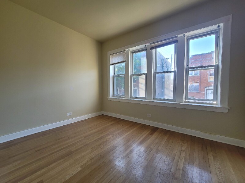 Building Photo - 1645 W 80th St