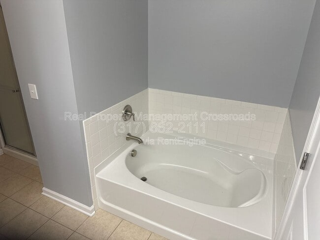 Building Photo - 11461 Reagan Dr